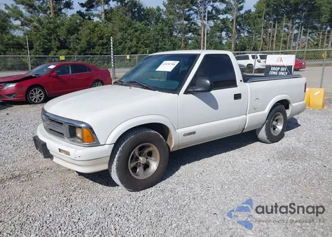 1997 Chevrolet S-10 Ls Fleetside z USA, uszkodzony, nr VIN 1GCCS1446VK137689